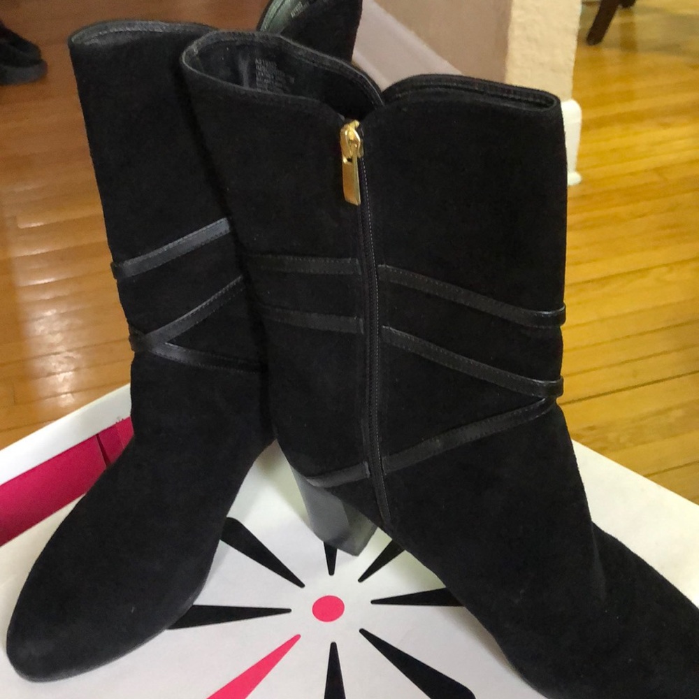 3” heel Mid calf black suede boots with cross strap detail